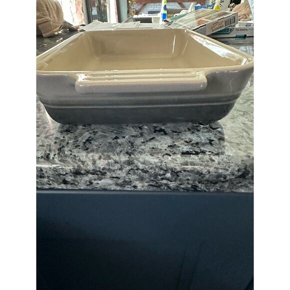 Le Creuset Classic GRADIENT FLINT Stoneware 7” x 5” Rectangular Baking Dish - Picture 6 of 6